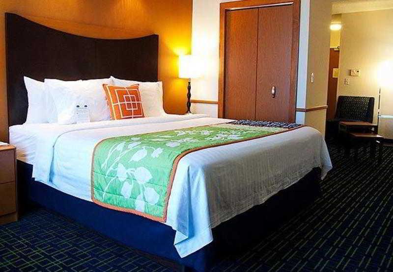 Fairfield Inn & Suites Tampa Fairgrounds/Casino Orient Park Exterior foto